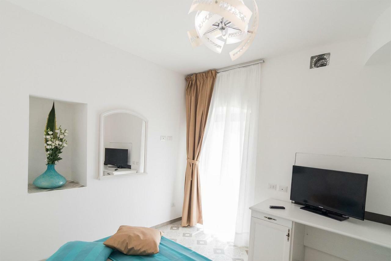 Residenza La Nivera Miglionico Bagian luar foto